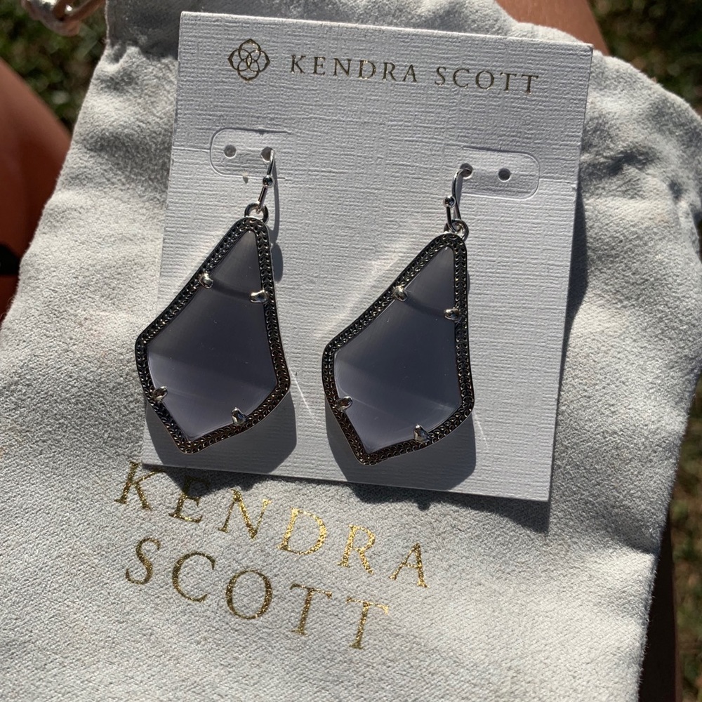 Kendra Scott Alex Silver Drop Earrings in Glass
